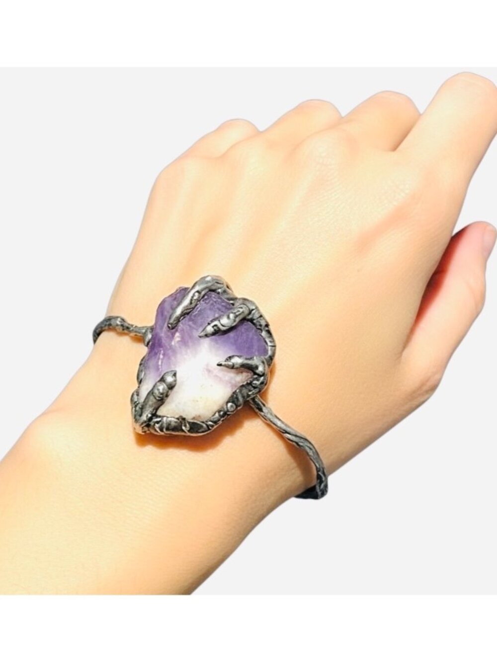Amethyst Claw Cuff Bracelet - Silver Blend Boho Metalwork | Alma Antigua